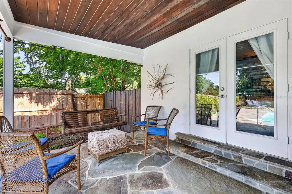 414 W 12th Avenue Mount Dora FL 32757