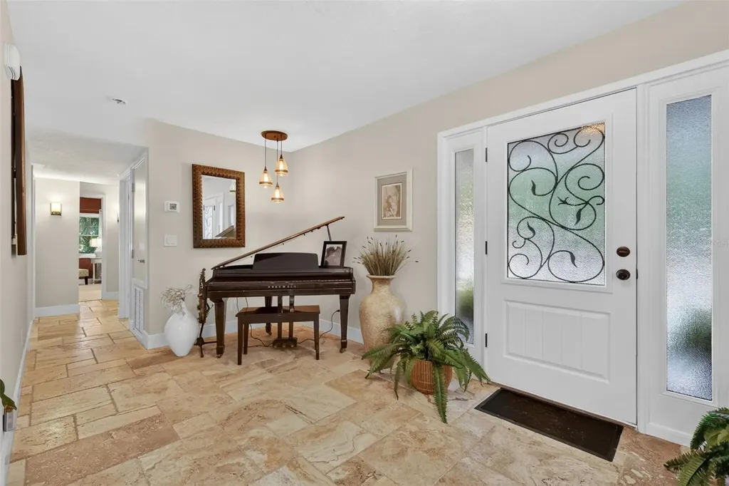 414 W 12th Avenue Mount Dora FL 32757