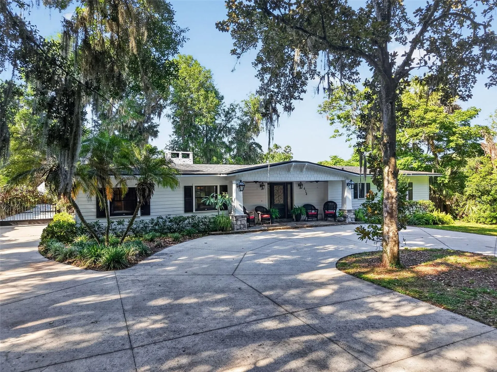 414 W 12th Avenue Mount Dora FL 32757