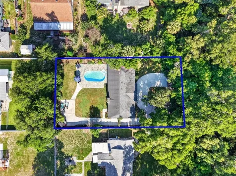 414 W 12th Avenue Mount Dora FL 32757