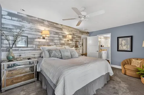 414 W 12th Avenue Mount Dora FL 32757