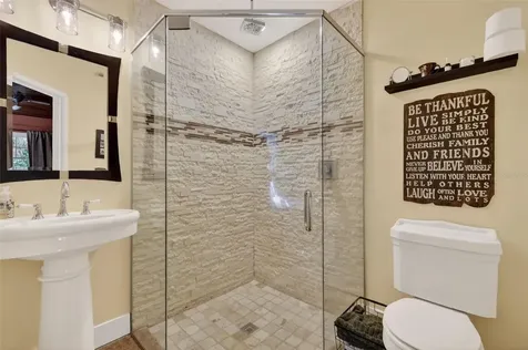 414 W 12th Avenue Mount Dora FL 32757