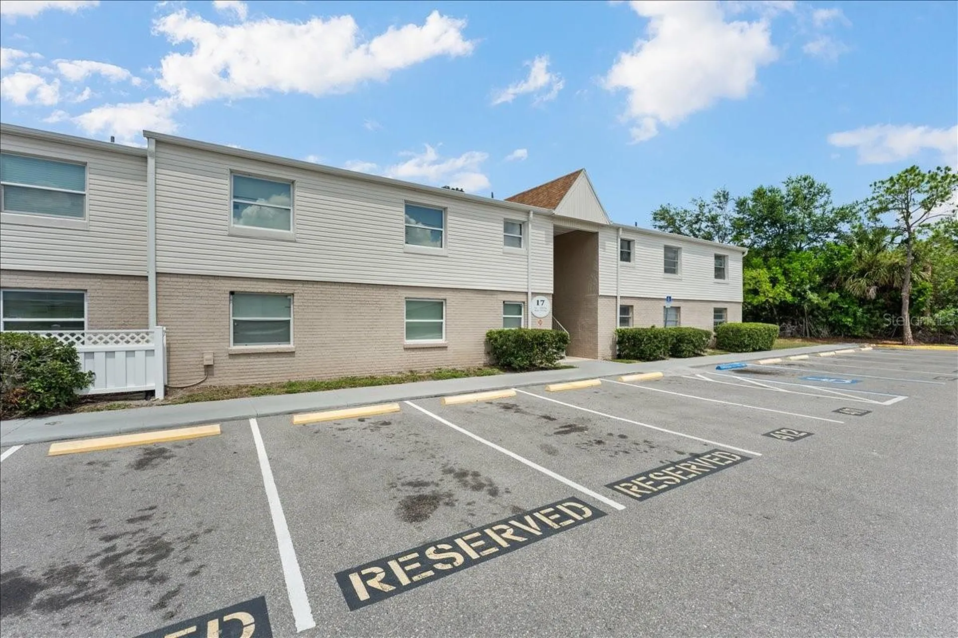 7210 N Manhattan Avenue Tampa FL 33614