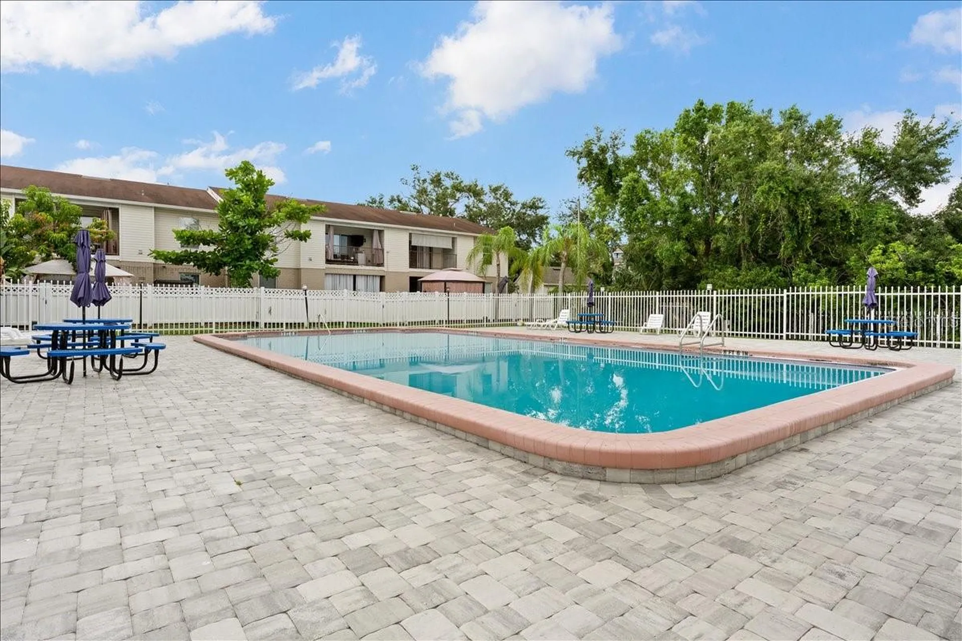 7210 N Manhattan Avenue Tampa FL 33614