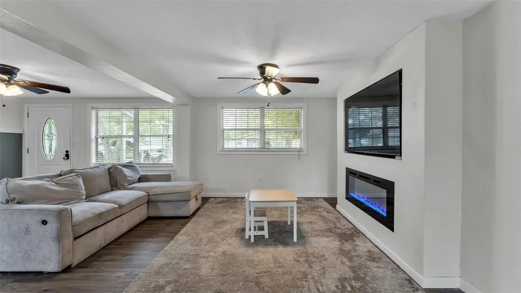 217 4th Street Winter Haven FL 33880