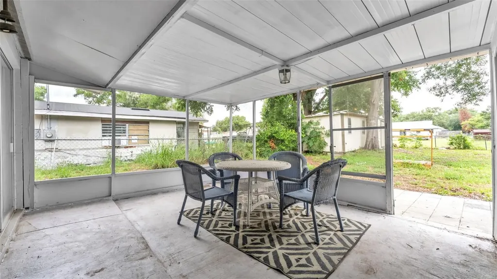 217 4th Street Winter Haven FL 33880