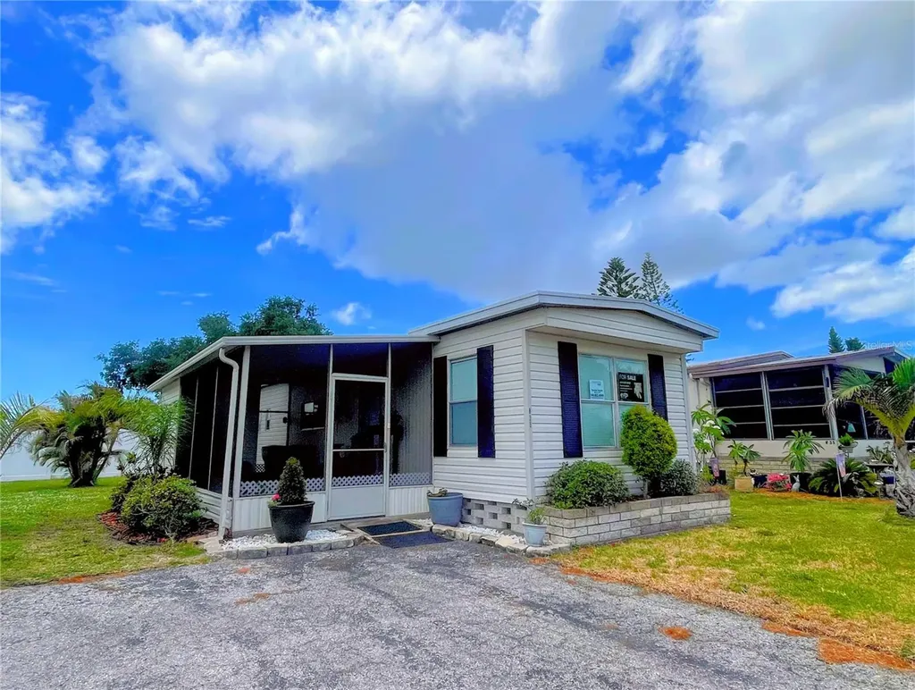 5316 53rd Avenue E Bradenton FL 34203