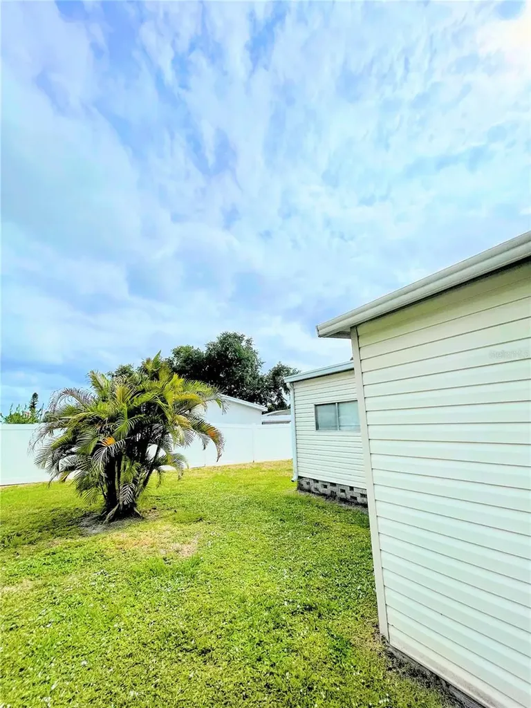 5316 53rd Avenue E Bradenton FL 34203