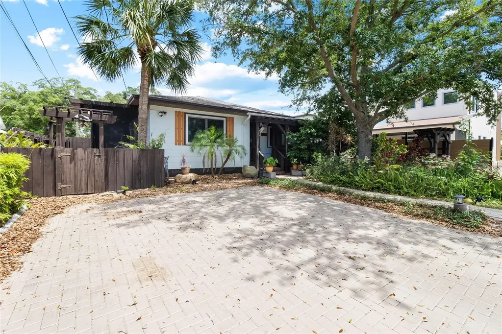 2820 53rd Street S Gulfport FL 33707