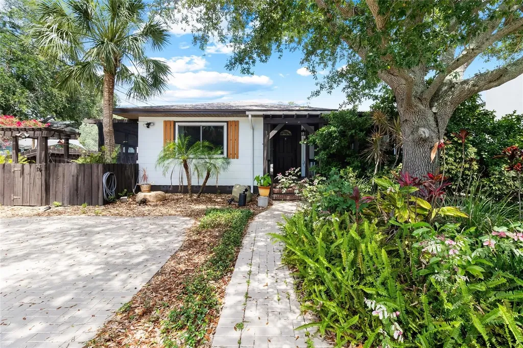 2820 53rd Street S Gulfport FL 33707