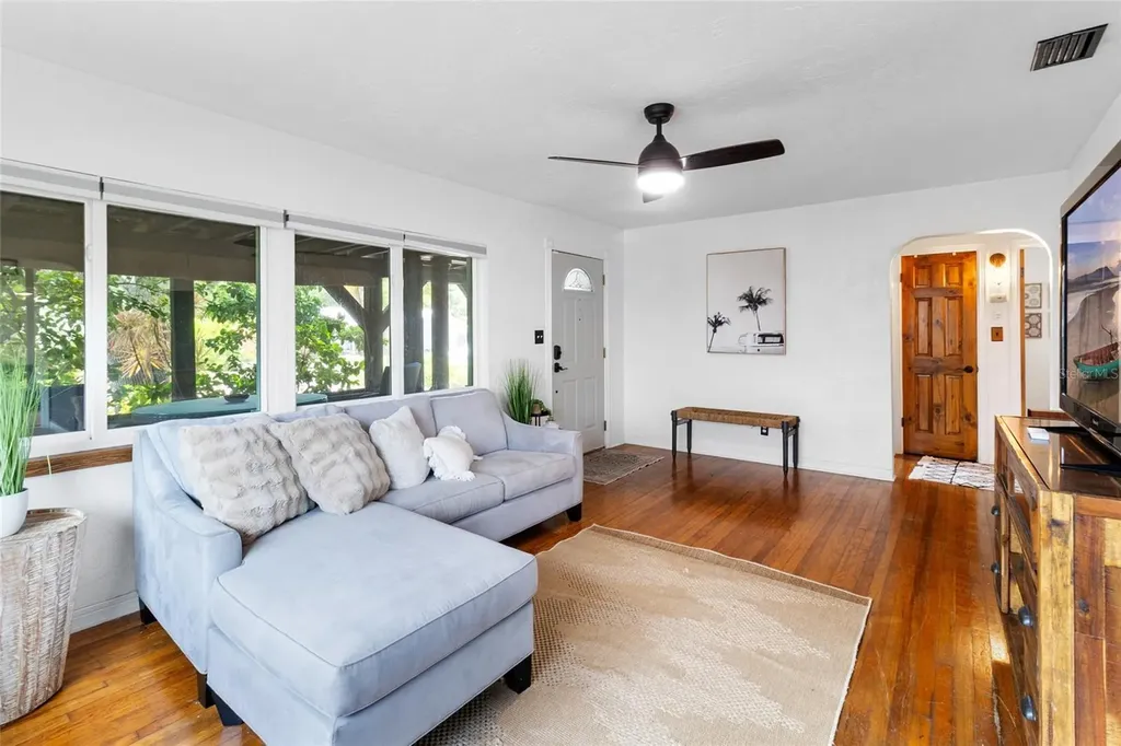 2820 53rd Street S Gulfport FL 33707
