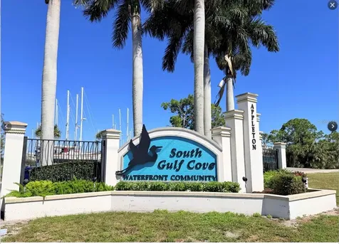 10380 Port Everglades Street Port Charlotte FL 33981