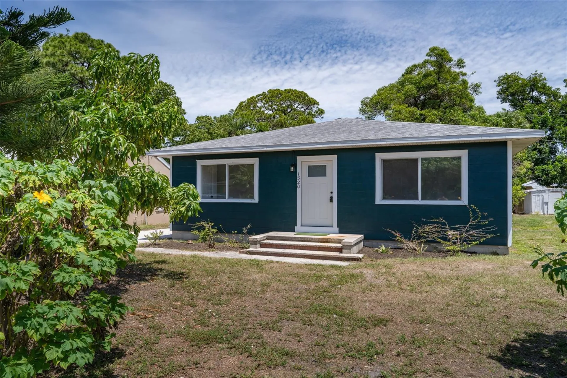 1520 19th Avenue W Bradenton FL 34205