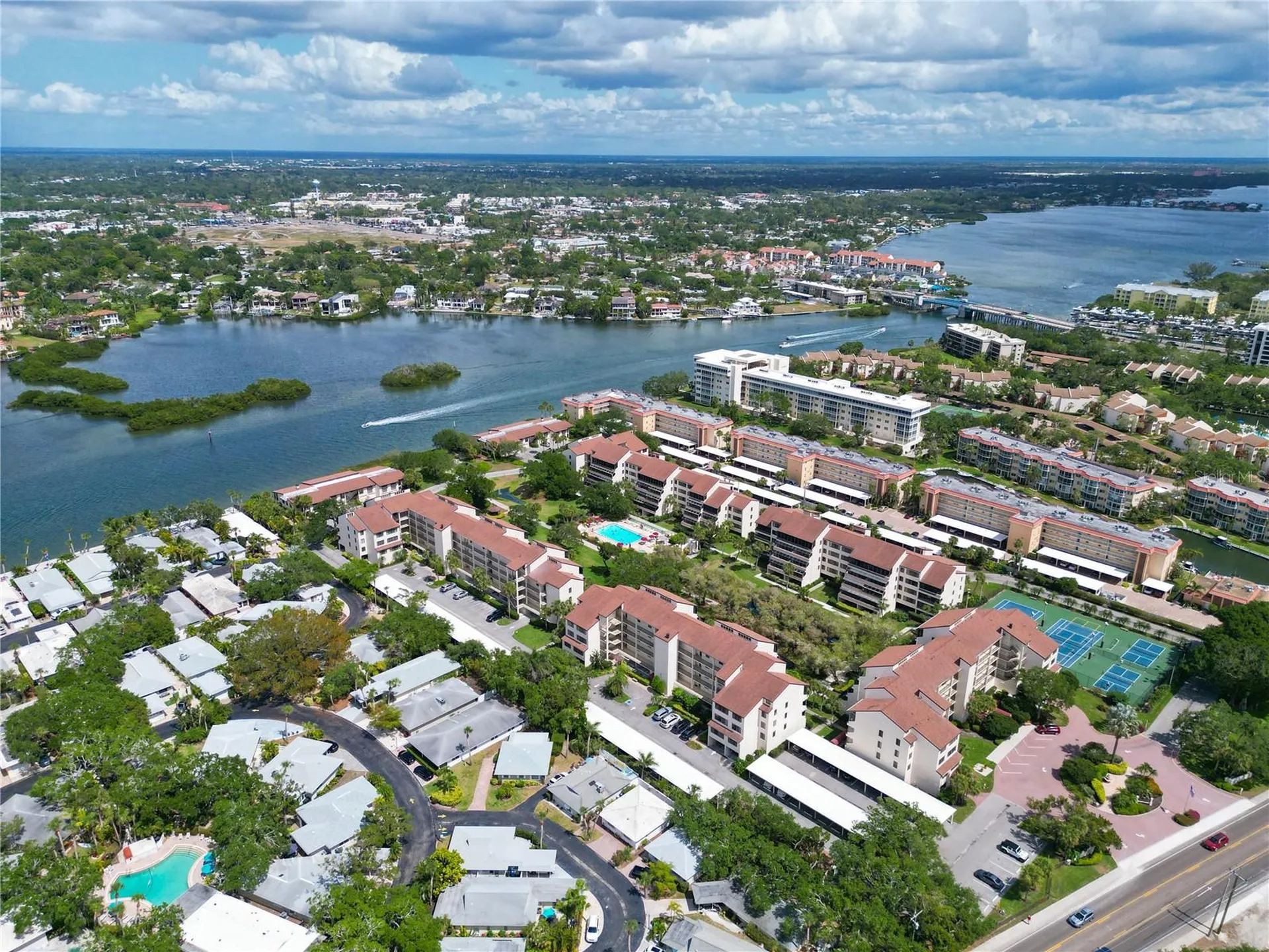 6287 Midnight Pass Road Sarasota FL 34242