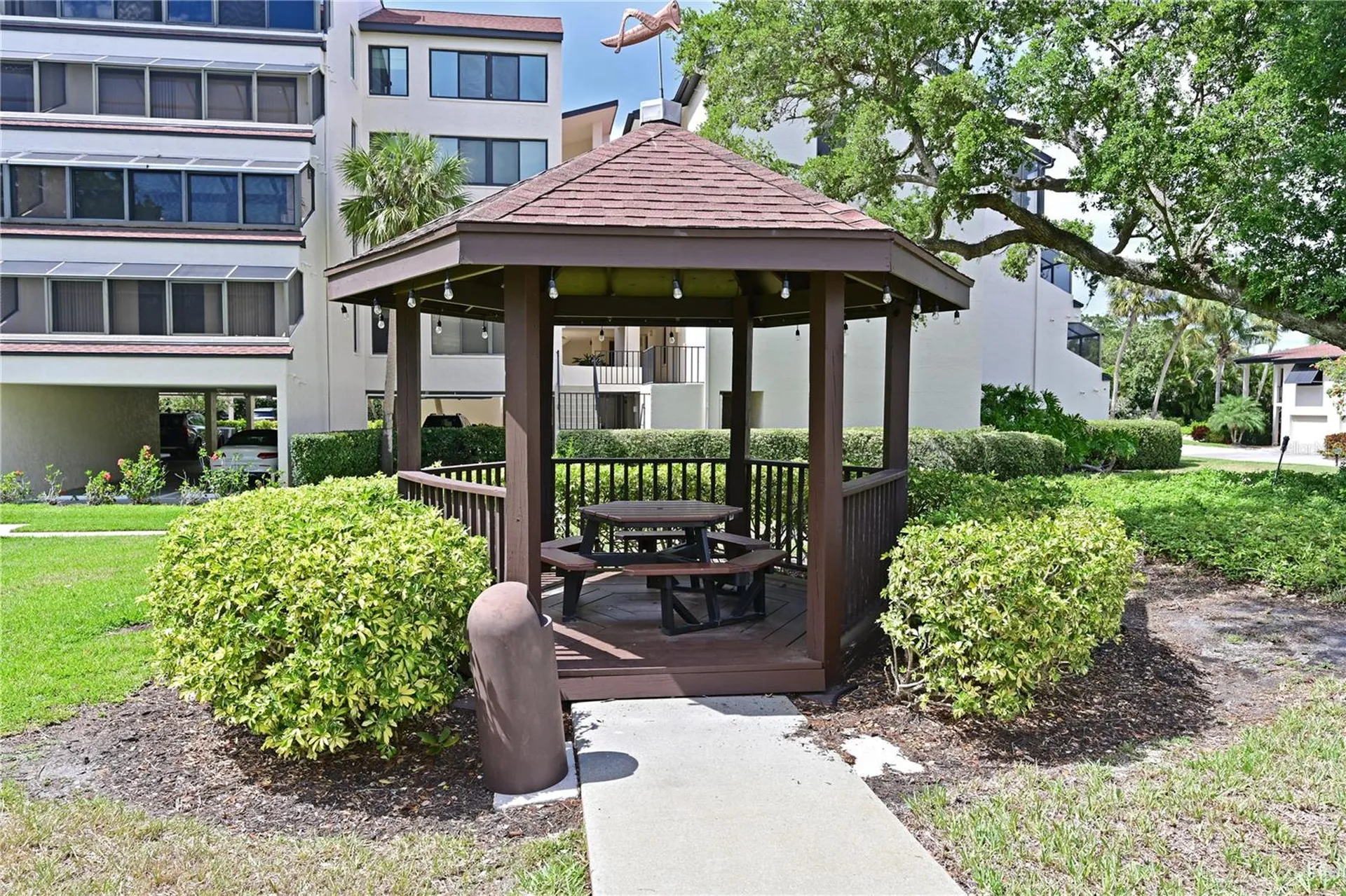 6287 Midnight Pass Road Sarasota FL 34242