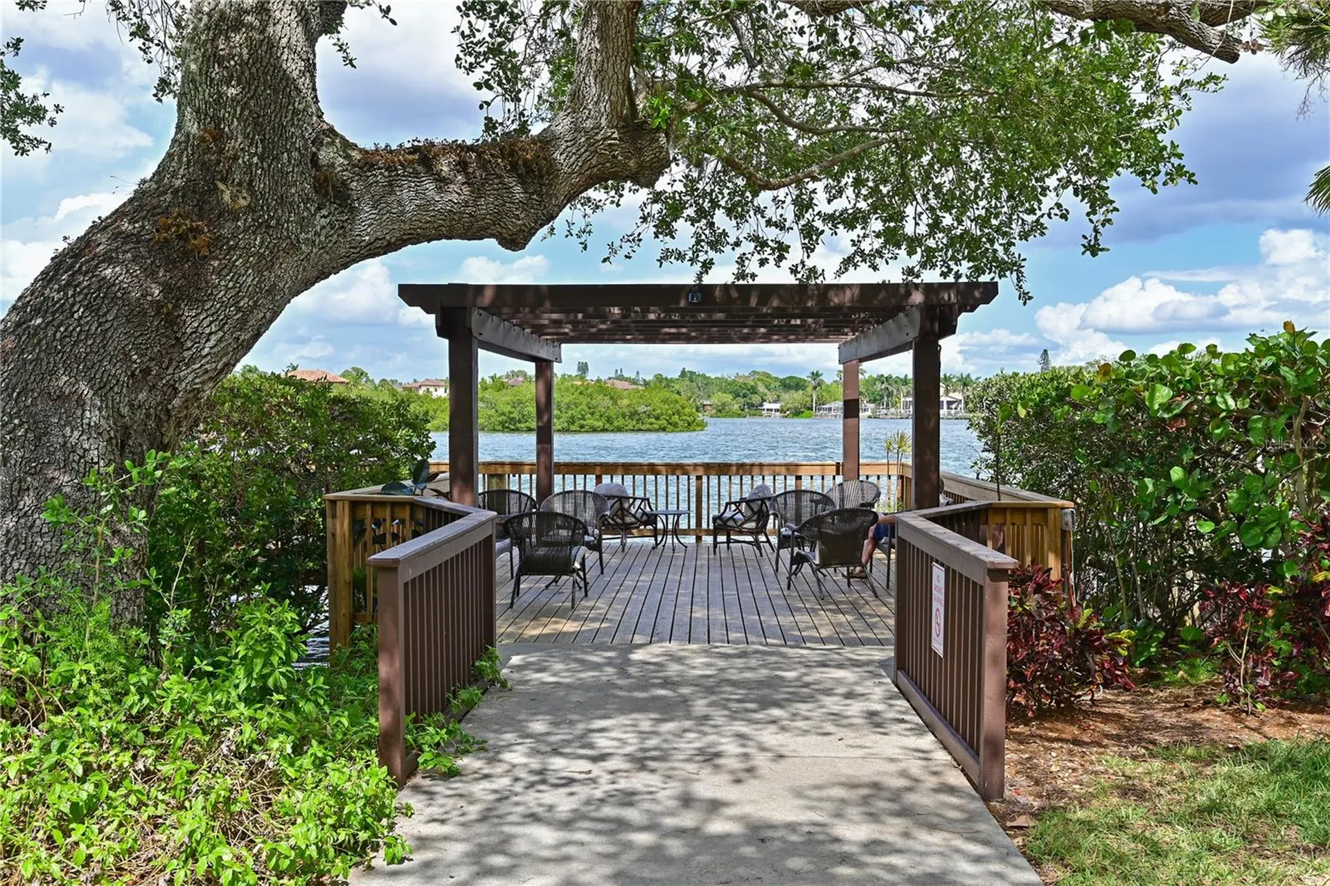 6287 Midnight Pass Road Sarasota FL 34242