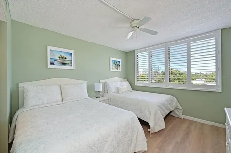 6287 Midnight Pass Road Sarasota FL 34242