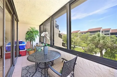 6287 Midnight Pass Road Sarasota FL 34242