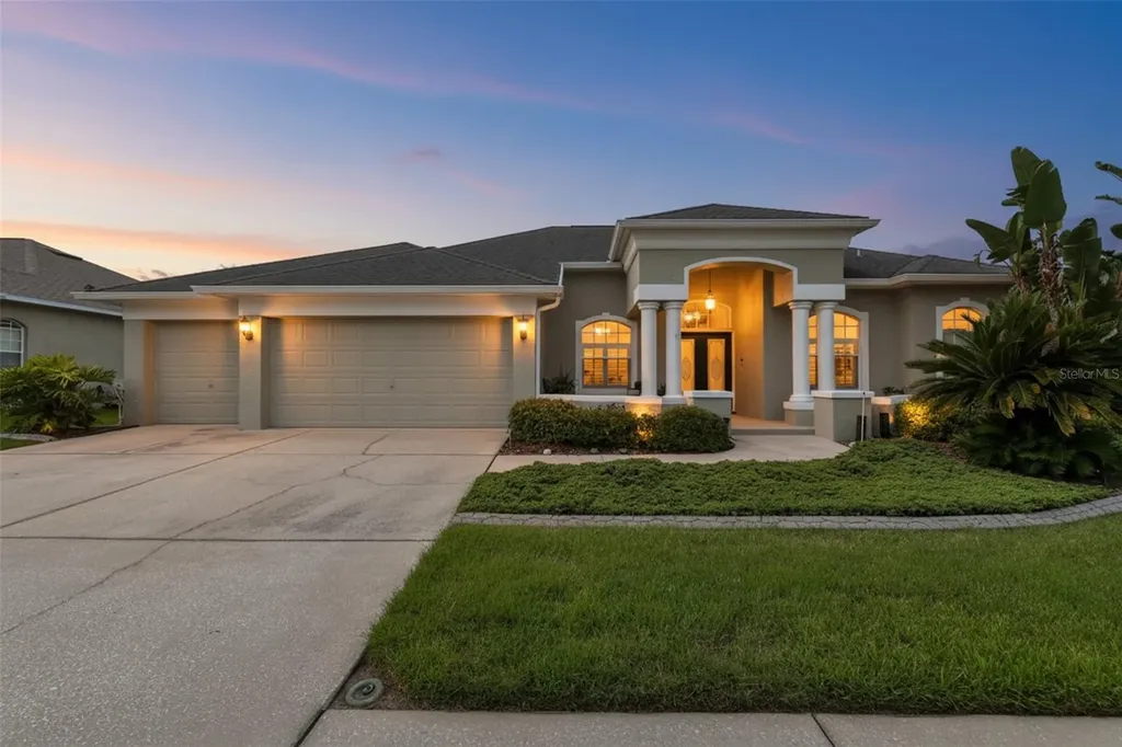 7521 Melogold Circle Land O Lakes FL 34637