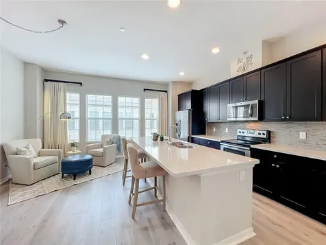 736 Catalonia Cove Oviedo FL 32765