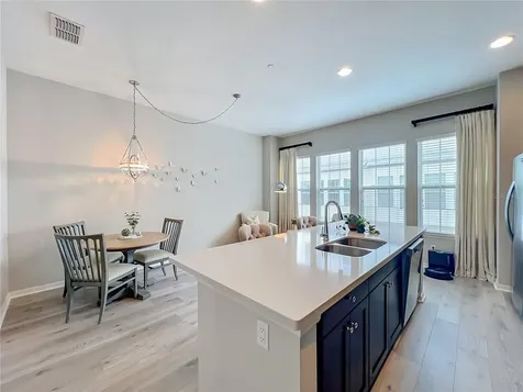 736 Catalonia Cove Oviedo FL 32765