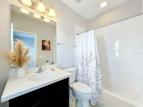 736 Catalonia Cove Oviedo FL 32765
