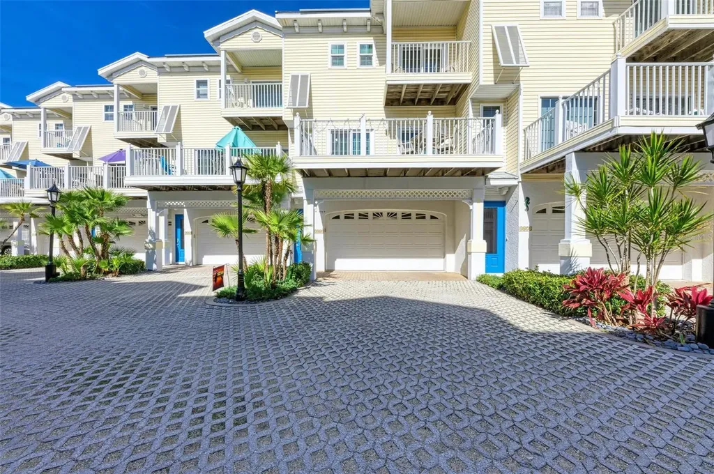 1469 Gulf Drive N Bradenton Beach FL 34217
