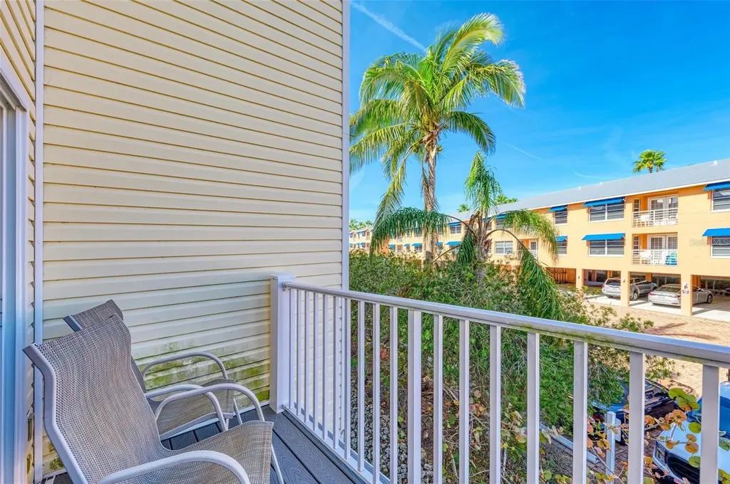 1469 Gulf Drive N Bradenton Beach FL 34217