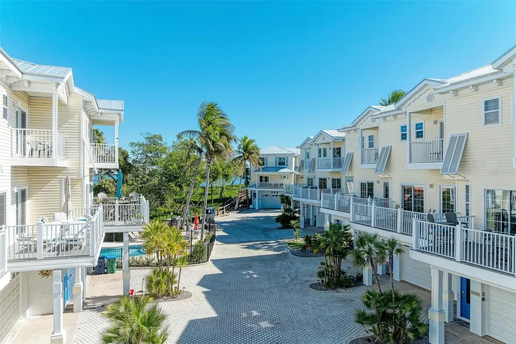1469 Gulf Drive N Bradenton Beach FL 34217