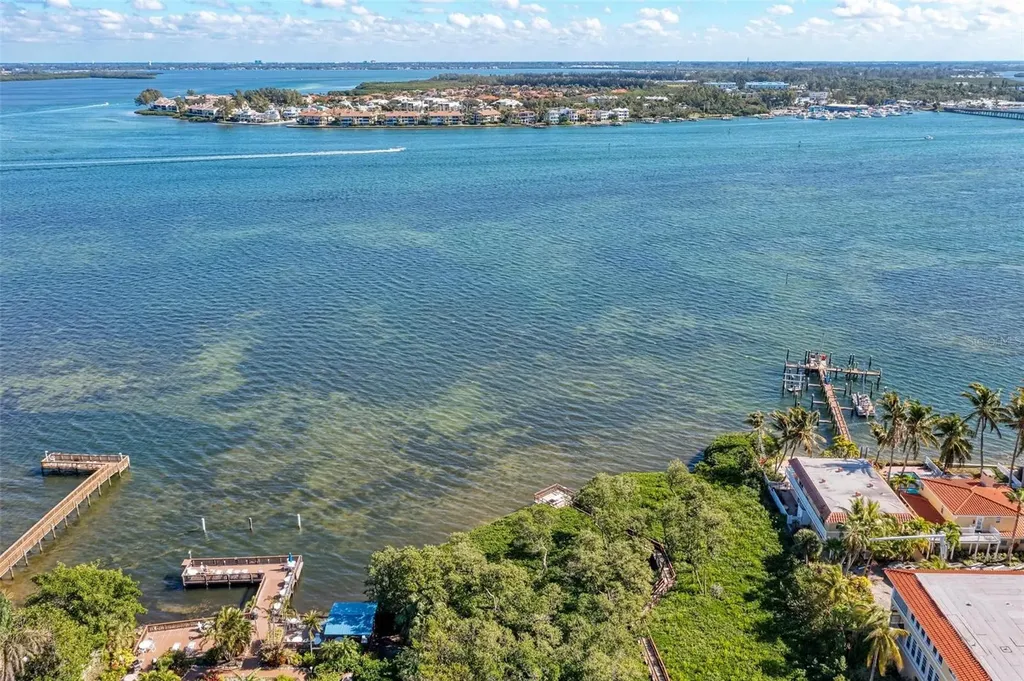 1469 Gulf Drive N Bradenton Beach FL 34217