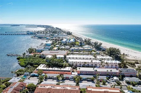 1469 Gulf Drive N Bradenton Beach FL 34217