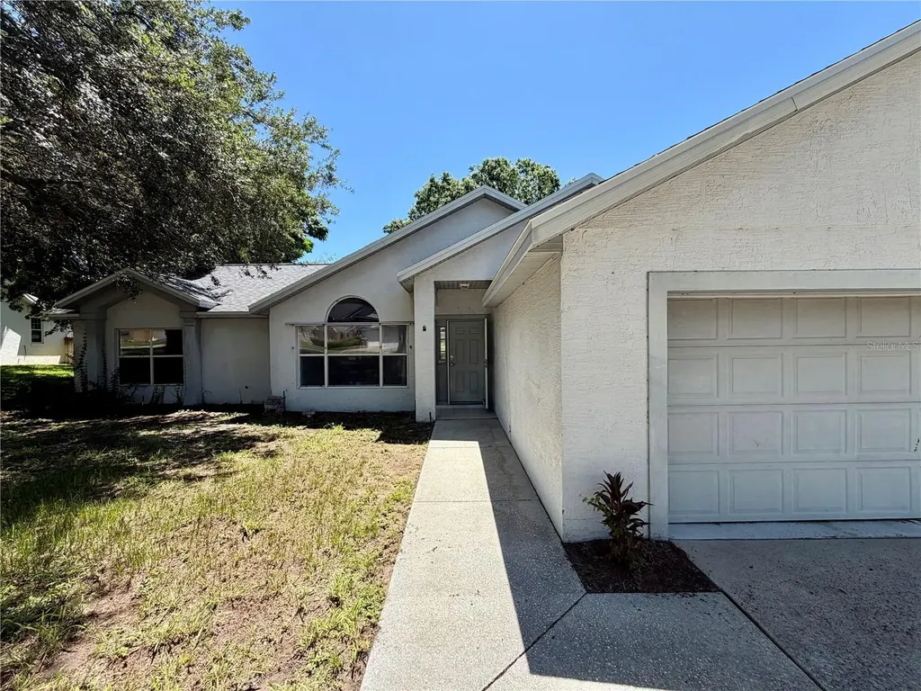 10258 Joanies Run Leesburg FL 34788
