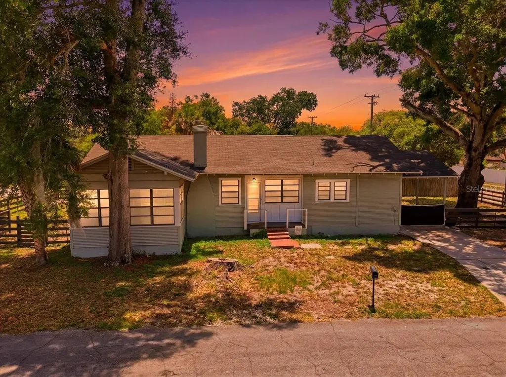 1950 Richmond Road Lakeland FL 33803