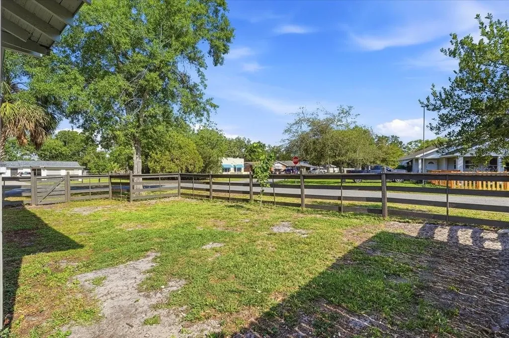1950 Richmond Road Lakeland FL 33803