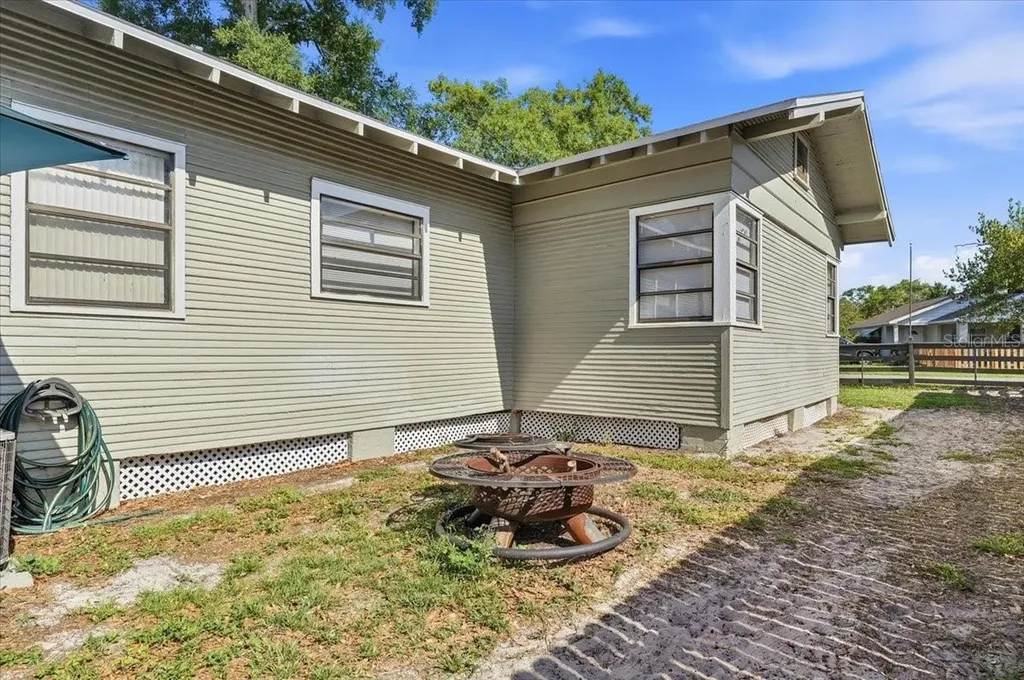 1950 Richmond Road Lakeland FL 33803