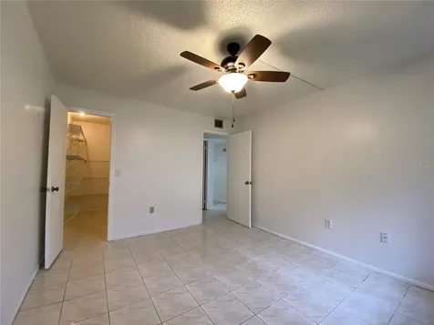 2713 Oak Park Way Orlando FL 32822