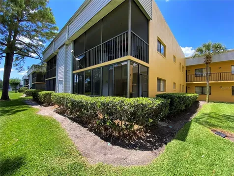 2713 Oak Park Way Orlando FL 32822