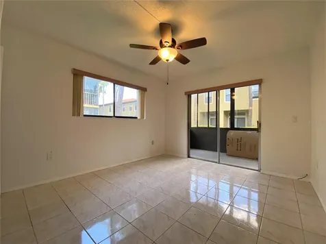 2713 Oak Park Way Orlando FL 32822