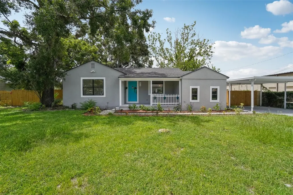 3710 W Griflow Street Tampa FL 33629