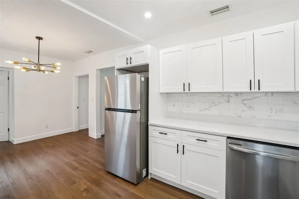 3710 W Griflow Street Tampa FL 33629
