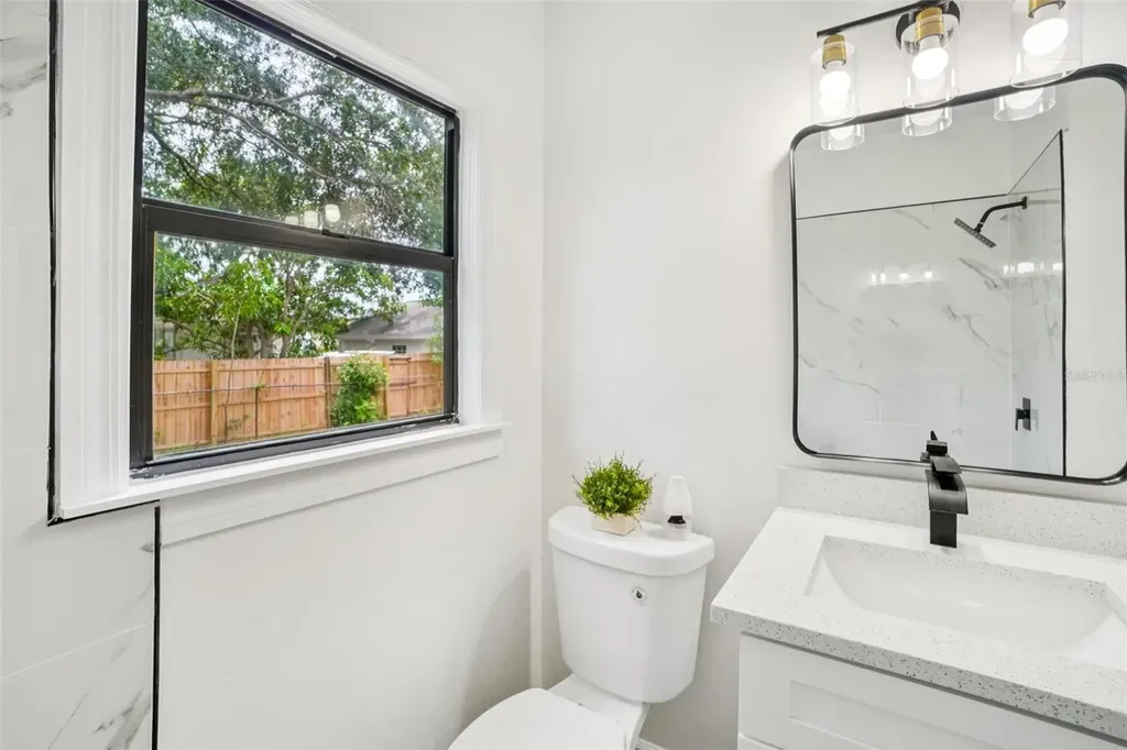 3710 W Griflow Street Tampa FL 33629