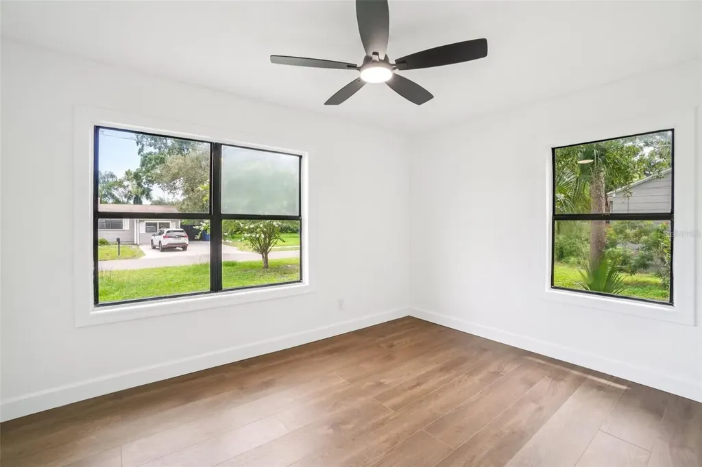 3710 W Griflow Street Tampa FL 33629