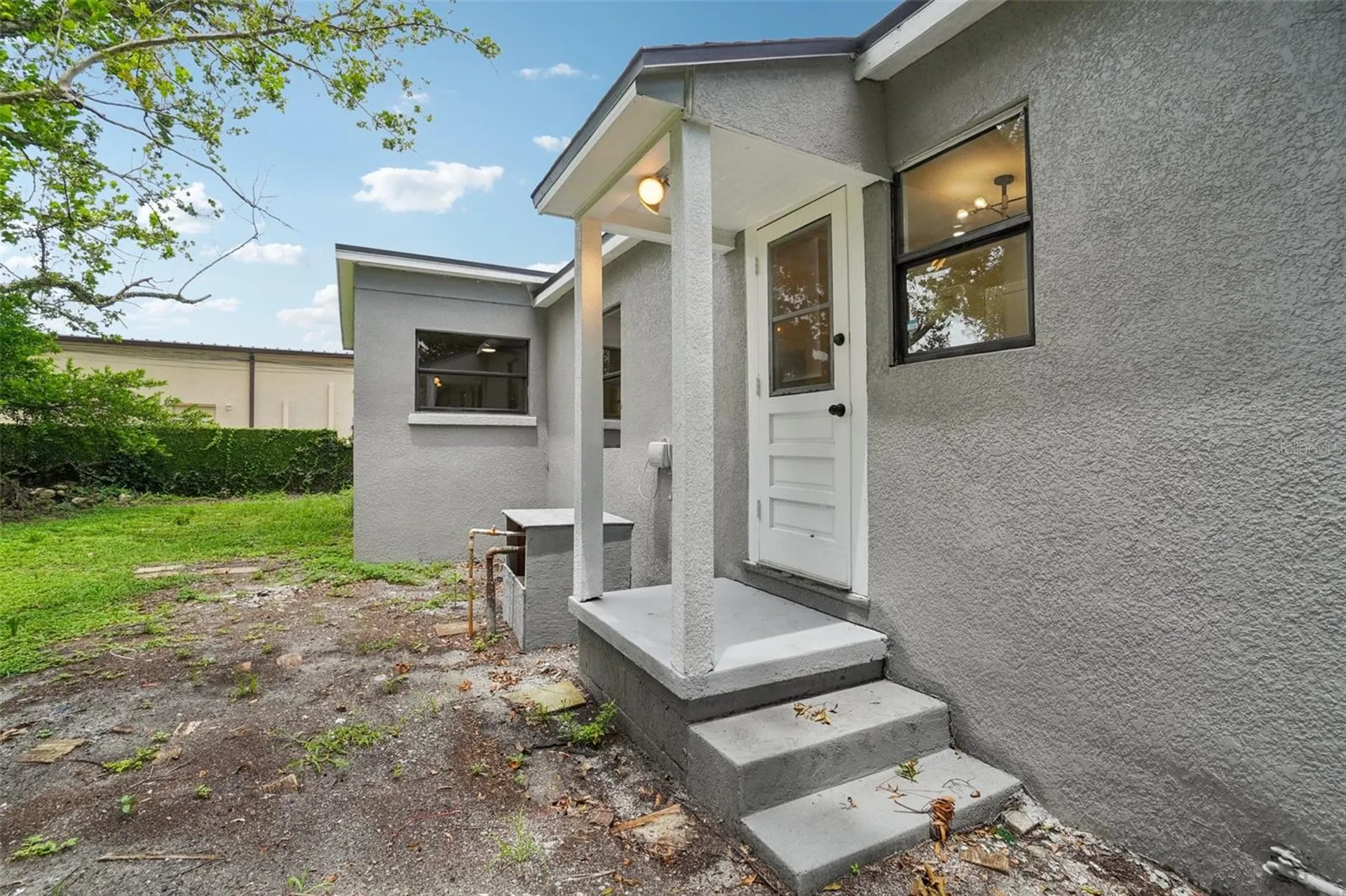 3710 W Griflow Street Tampa FL 33629