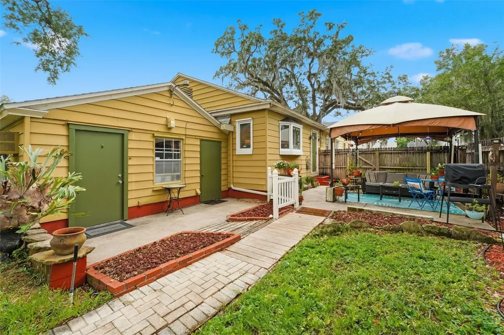 1642 Hillcrest Street Orlando FL 32803