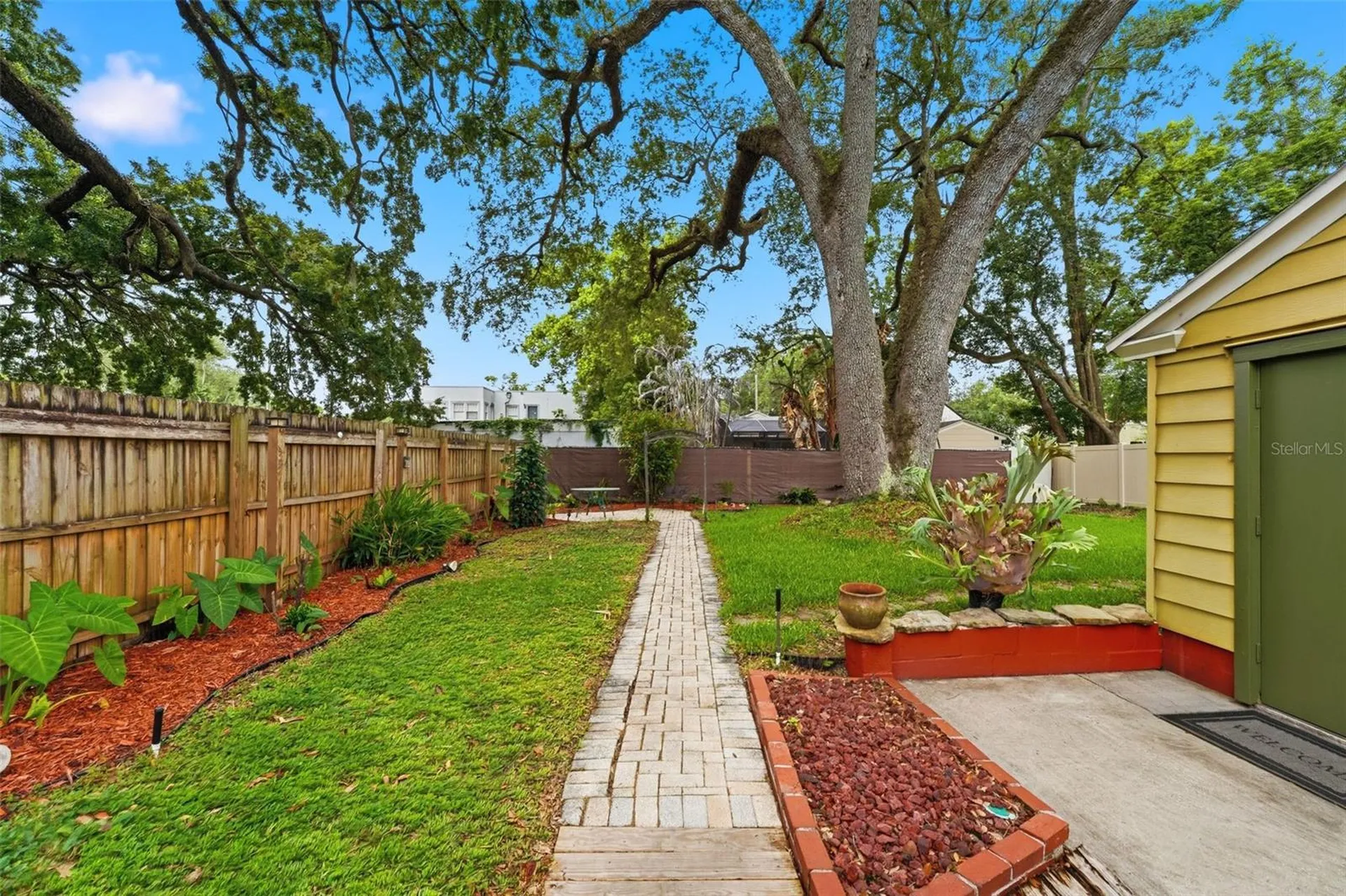 1642 Hillcrest Street Orlando FL 32803