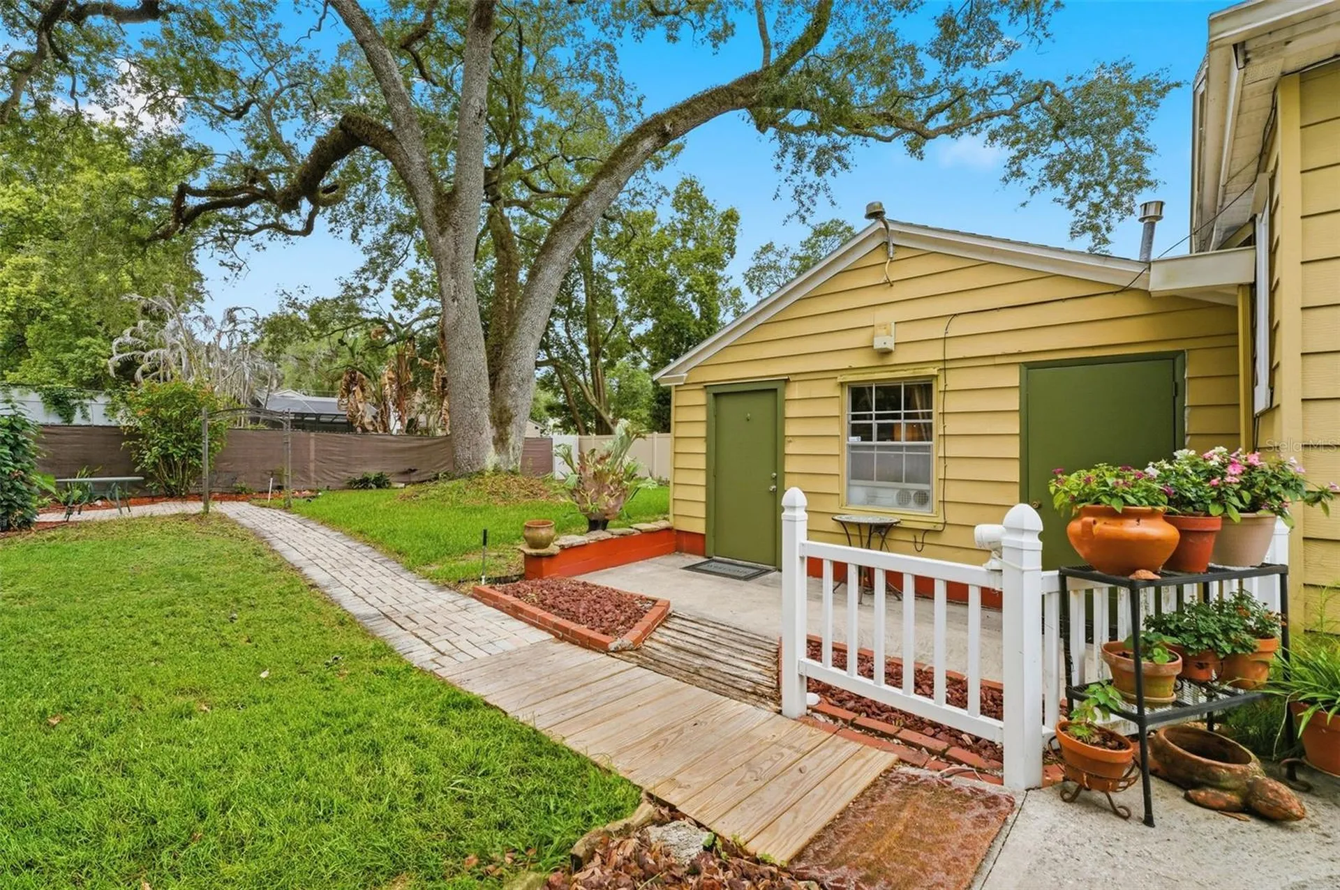 1642 Hillcrest Street Orlando FL 32803