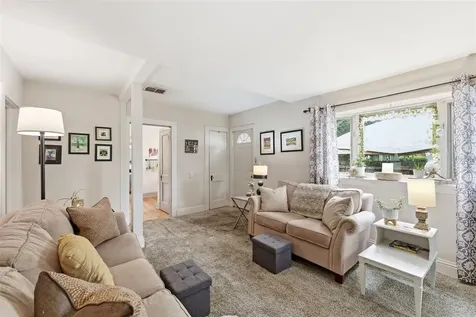 1642 Hillcrest Street Orlando FL 32803