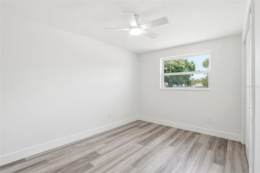 1004 Idlebriar Way Tarpon Springs FL 34689