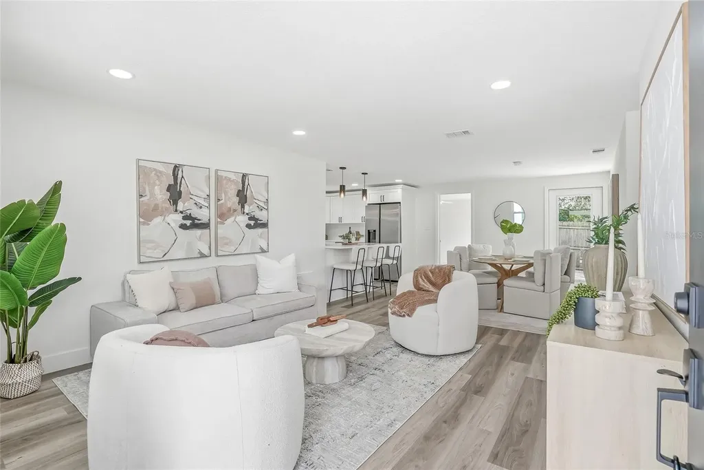 1004 Idlebriar Way Tarpon Springs FL 34689