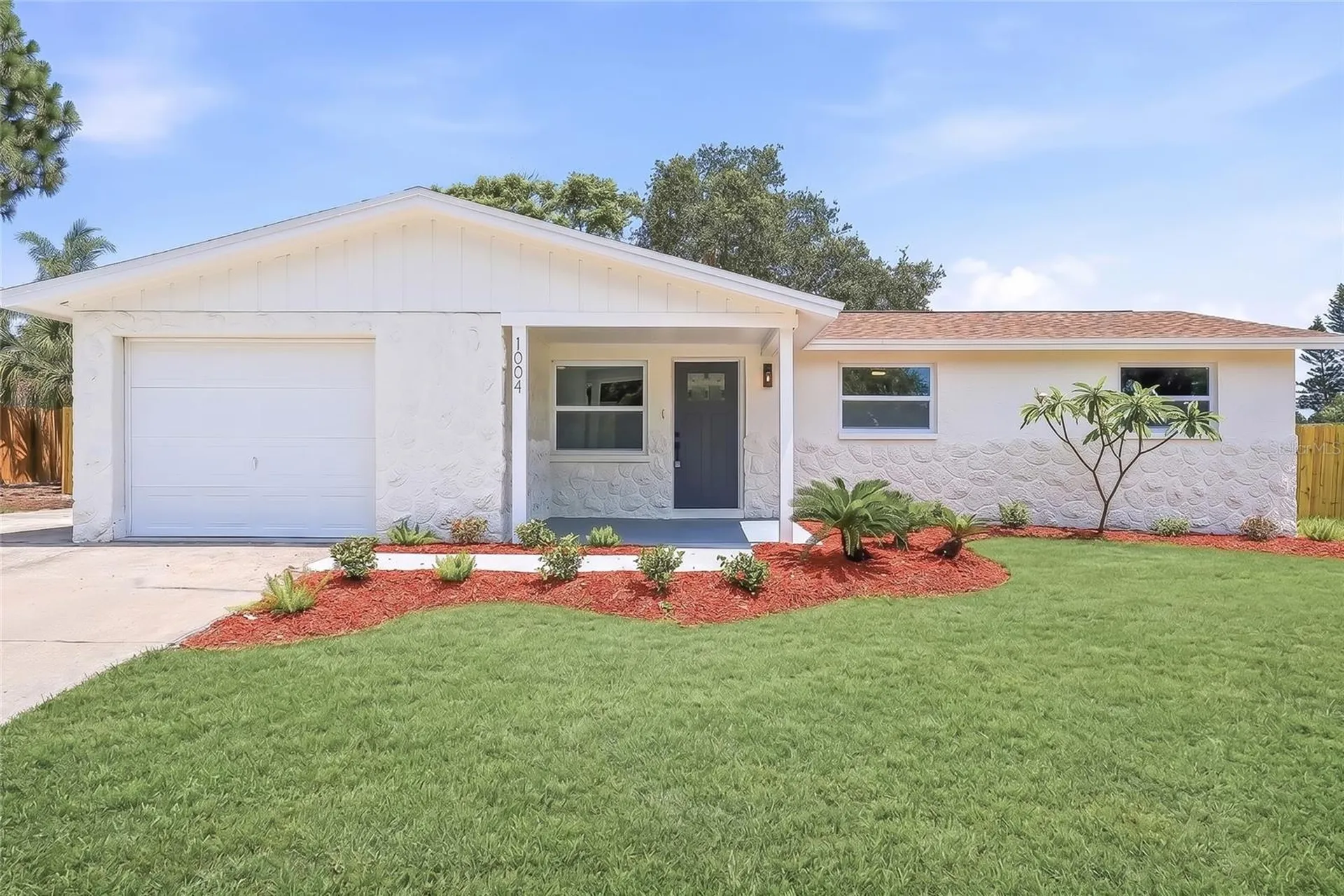 1004 Idlebriar Way Tarpon Springs FL 34689